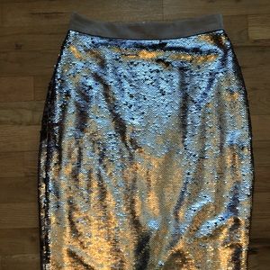 Banana Republic sequined pencil skirt - NEVER WORN